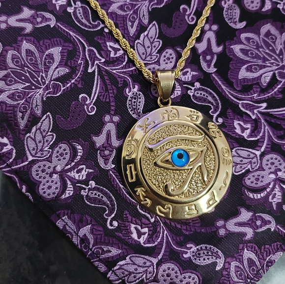 Eye Of Horus 18K Gold Plated Ra Egyptian Pendant with 18K Gold Rope Chain - Picture 6 of 10